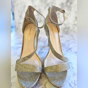 NWOT Shimmering Silver/Gold/Champagne Heels